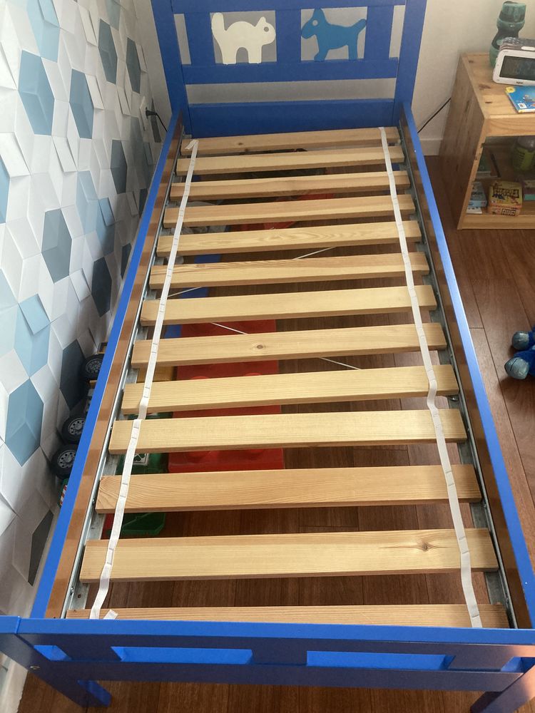 LIT ENFANT 70*160 ET SON MATELAS 60 Chaponost (69)