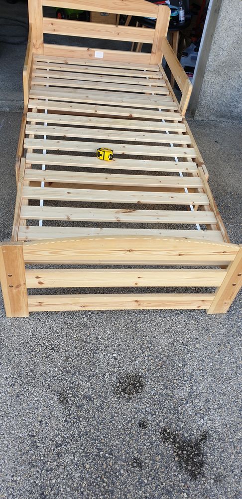 Lit enfant r�glable en longueur 50 Morteau (25)