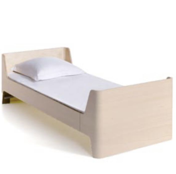 Lot enfant scandi bois clair ampm 150 Marseille 12 (13)