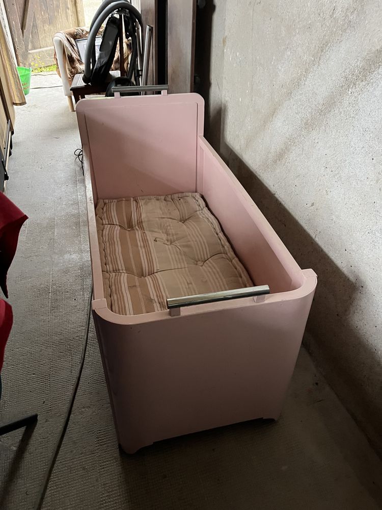 lit enfant , style baignoire ann�e 50/60 30 Filli�re (74)