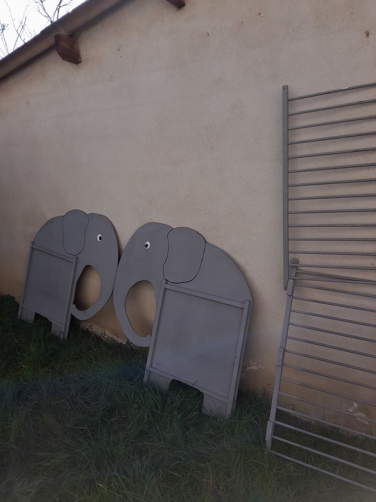 LIT ENFANT STYLE  �L�PHANT 80 Marcigny (71)