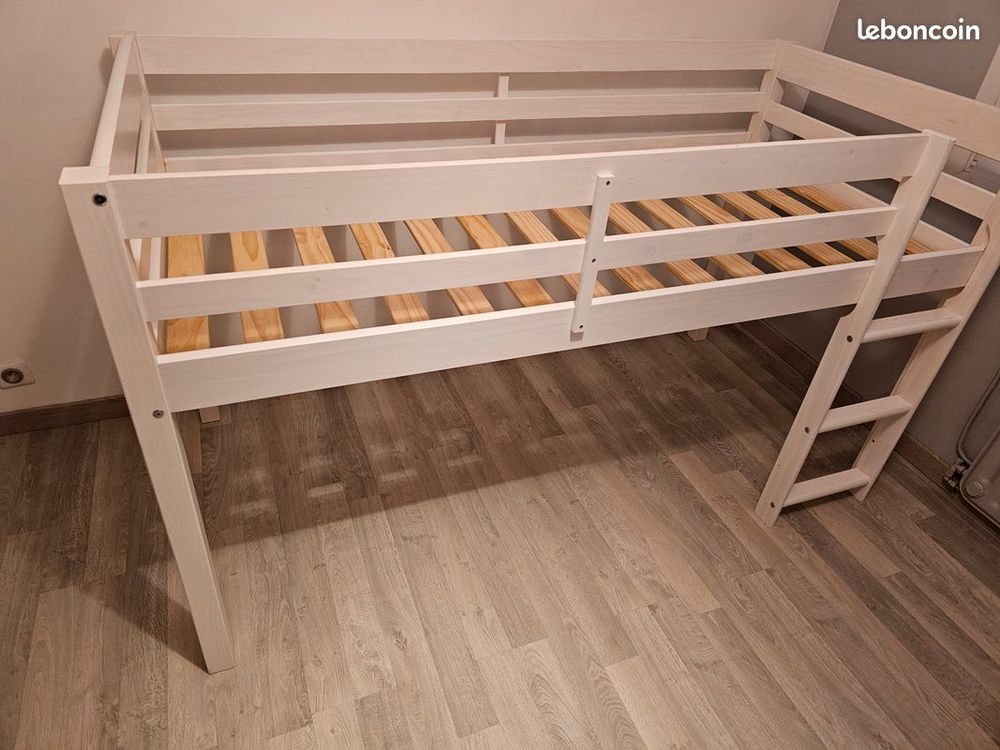 Lit enfant sur�lev� 62 Templemars (59)