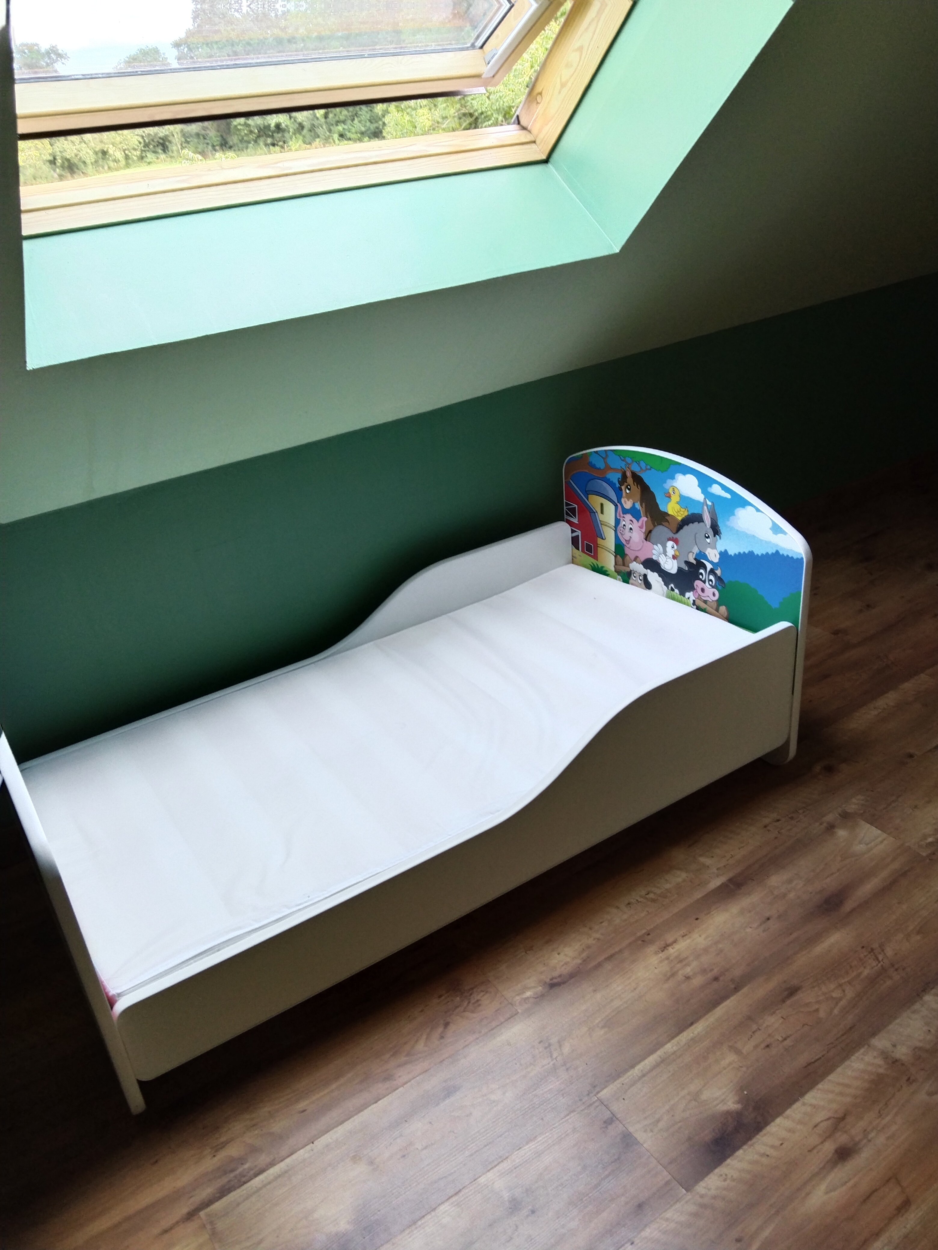 LIT ENFANT 
0 Le Molay-Littry (14)