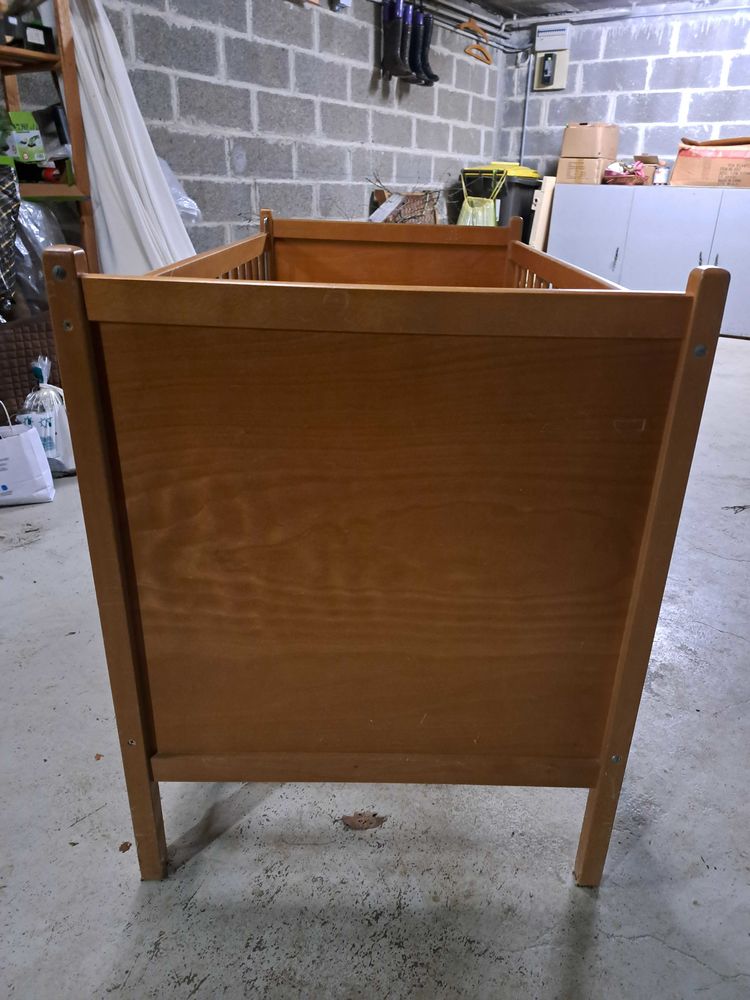 lit enfant 40 Chevillon-sur-Huillard (45)