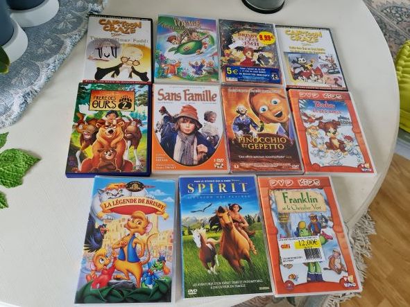 lot de dvd enfants neufs 18 Pr�milhat (03)