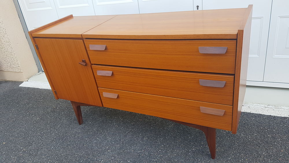 Enfilade coiffeuse scandinave en teck Pierre Gautier Delaye 750 Le Plessis-Tr�vise (94)