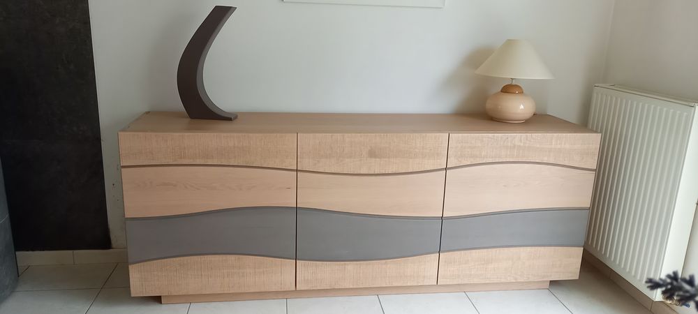 Enfilade, table, chaises 1700 Thorign�-Fouillard (35)