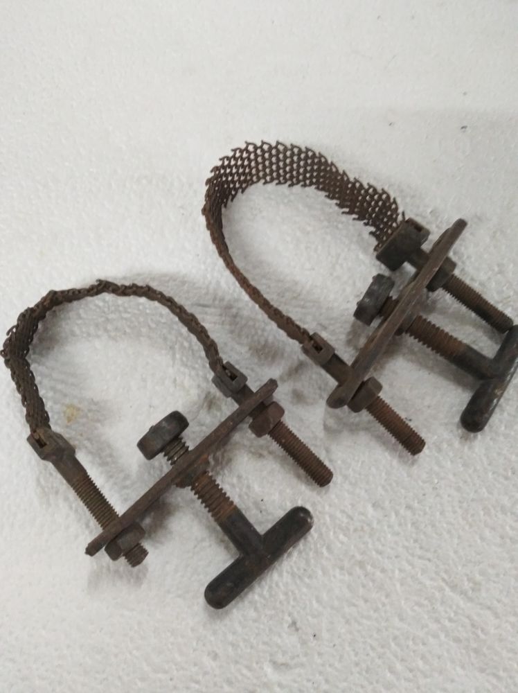 2 engins � identifier 20 Le Creusot (71)