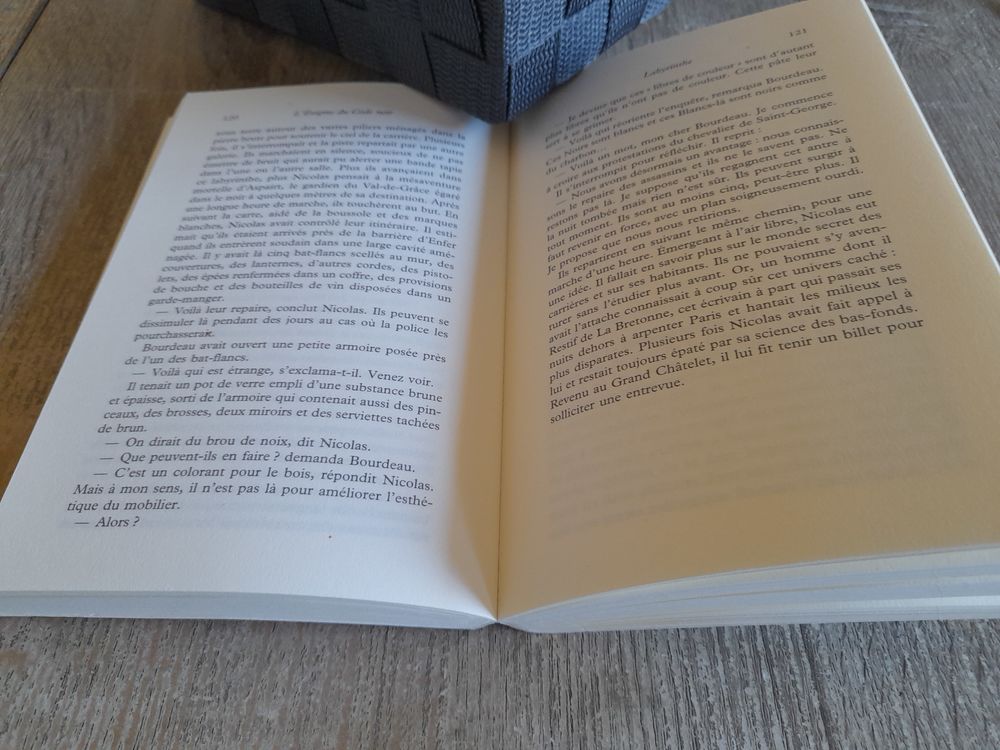 L'�nigme du code noir 8 Tours (37)