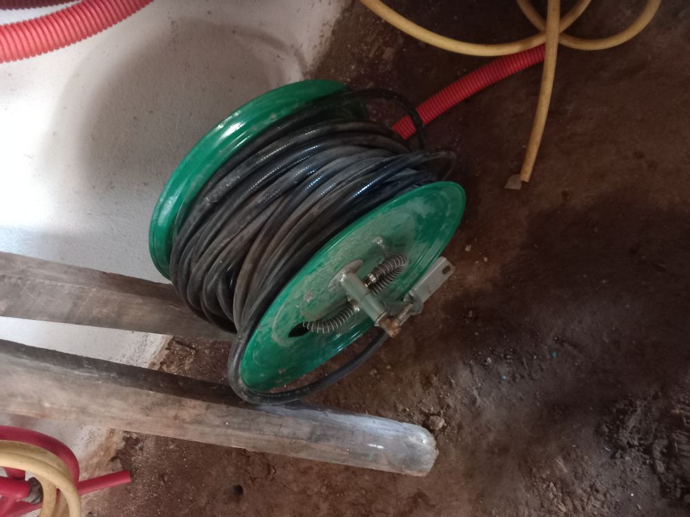  Enrouleur/D�rouleur 100 Genilac (42)