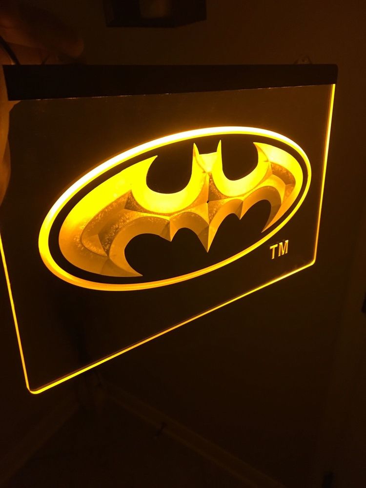 Enseigne lumineuse Batman
40 Nancy (54)