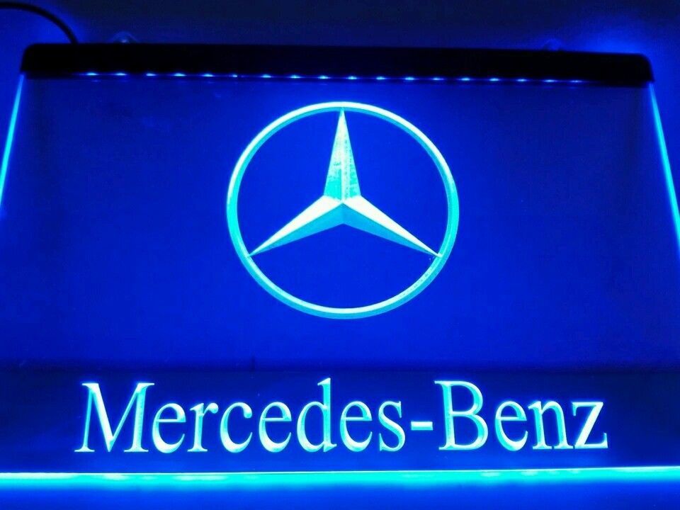 Enseigne lumineuse Mercedes
40 Nancy (54)