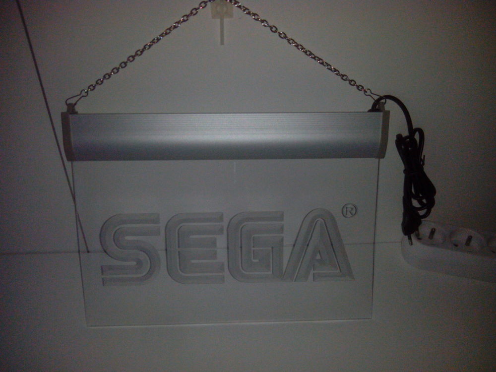 Enseigne lumineuse SEGA
40 Nancy (54)