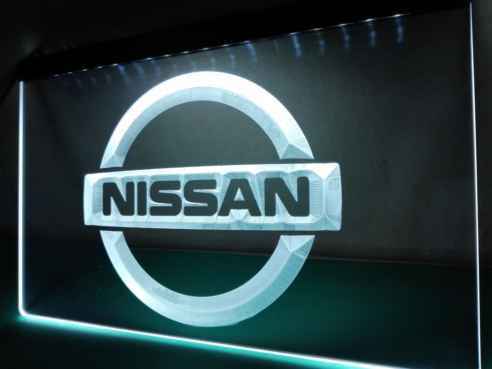 Enseigne lumineuse de voiture Nissan
40 Nancy (54)