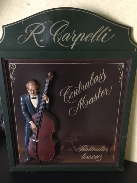 ENSEIGNE BAS RELIEF BOIS MUSICIEN HARPE 25 Saint-Maur-des-Foss�s (94)