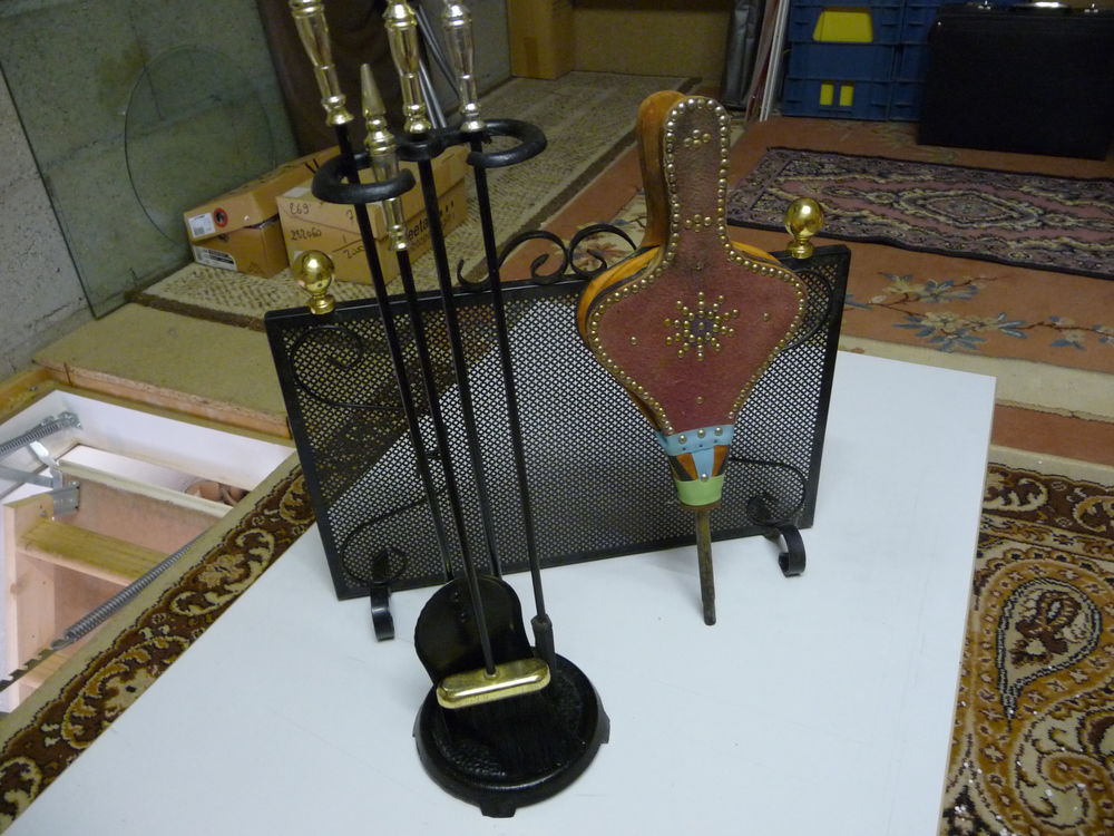 Ensemble accesoire pour une  chemin�e 20 Ch�teau-Gontier (53)