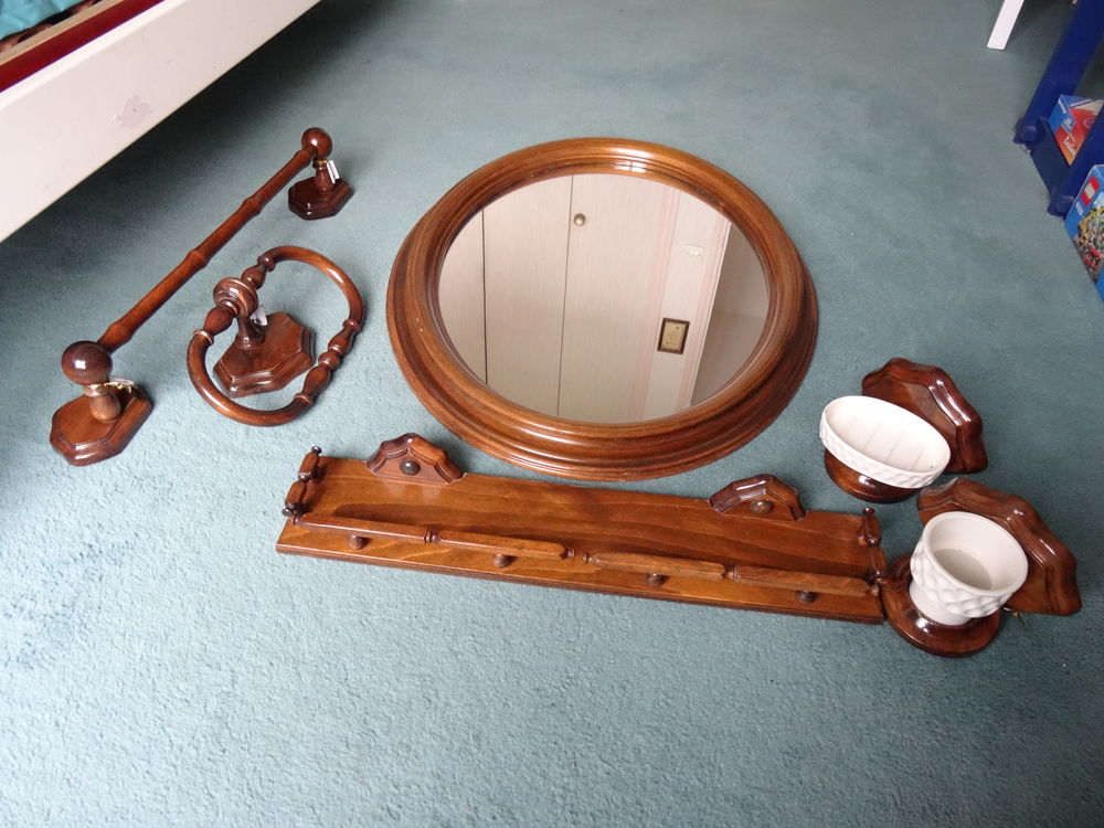 Ensemble de 6 accessoires de salle de bain 150 Juvisy-sur-Orge (91)