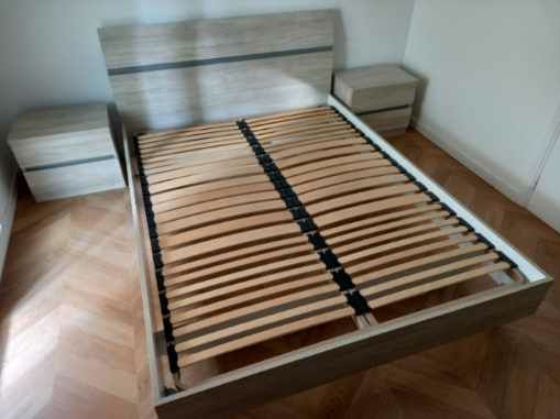 Ensemble bois Lit / sommier / 2 tables de chevet 300 Nice (06)