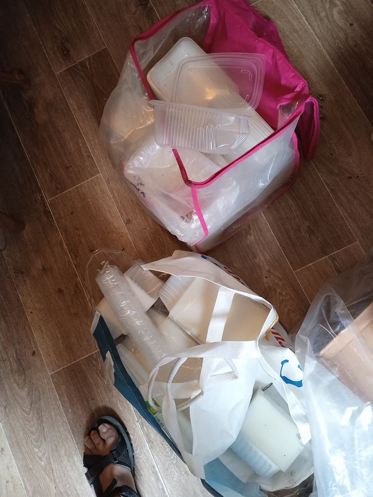 Ensemble de bo�tes plastique et cartons mod�les kebab 30 Mondeville (14)