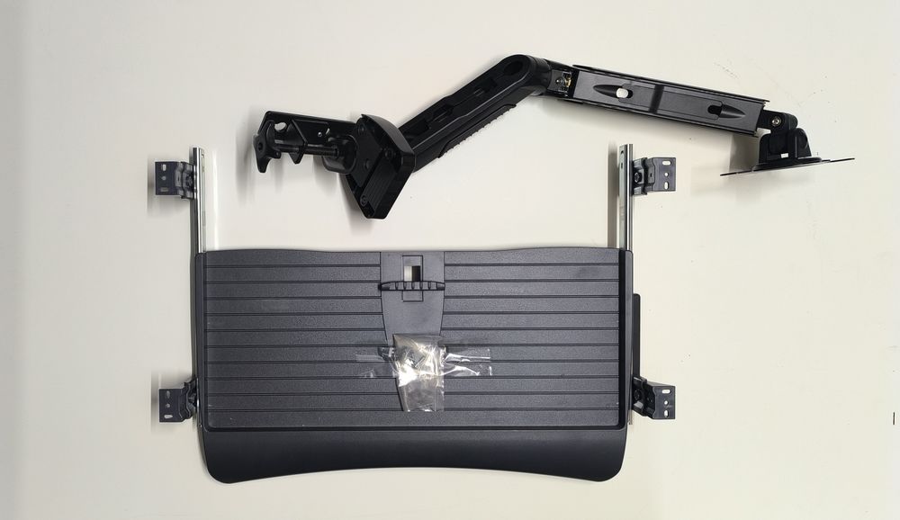 Ensemble bras pour moniteur et support clavier/sourie 50 Saint-Genis-Pouilly (01)