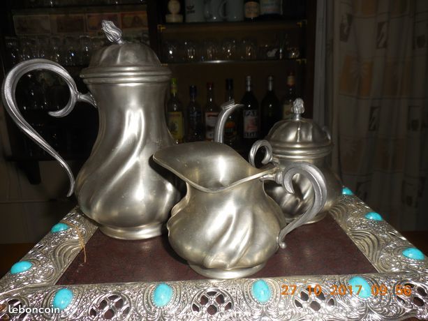 ensemble cafeti�re pichet � lait et sucrier en �tain 21 S�te (34)