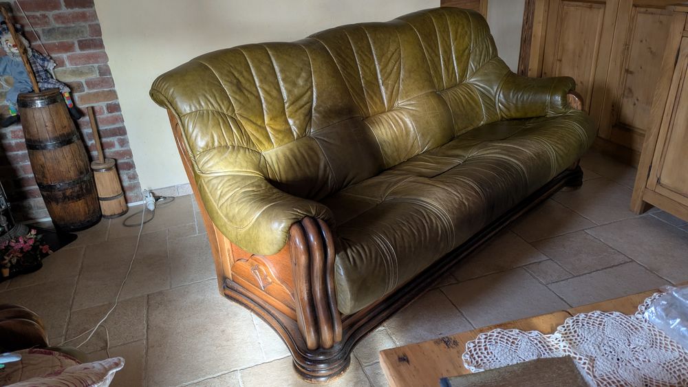 ensemble de 2 canap� en cuir 280 Thyez (74)