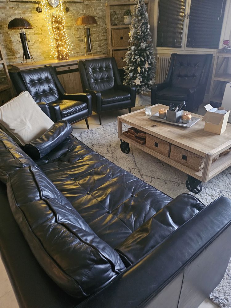 Ensemble canap� + 4 fauteuils en cuir noir 800 Saint-Fargeau-Ponthierry (77)
