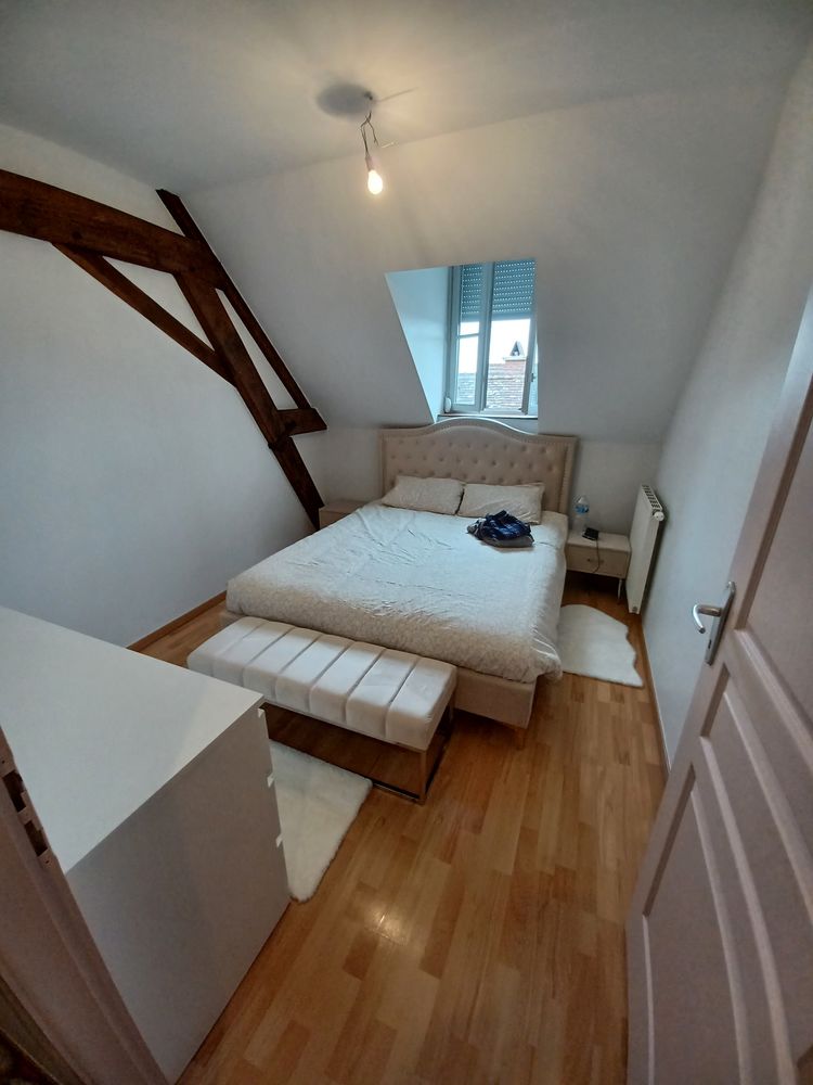 Ensemble lit chevet et bout de lit 300 Grancey-le-Ch�teau-Neuvelle (21)