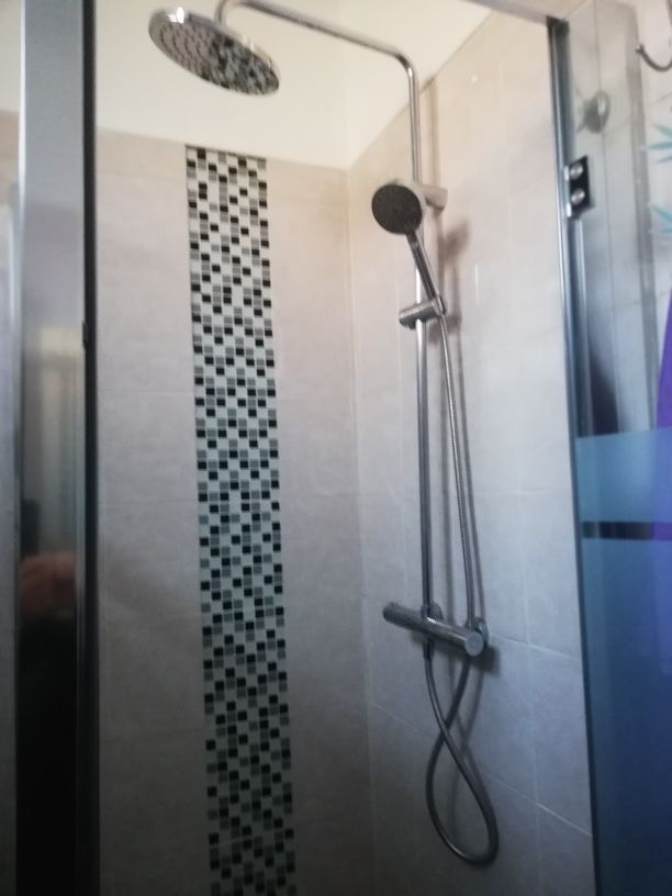 Ensemble colonne de douche avec mitigeur thermostatique, 100 Montgeron (91)