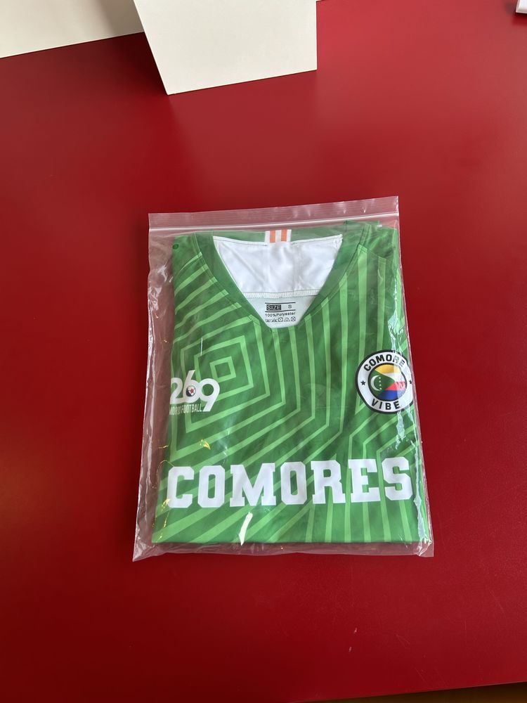 ensemble de Comores 20 Limoges (87)