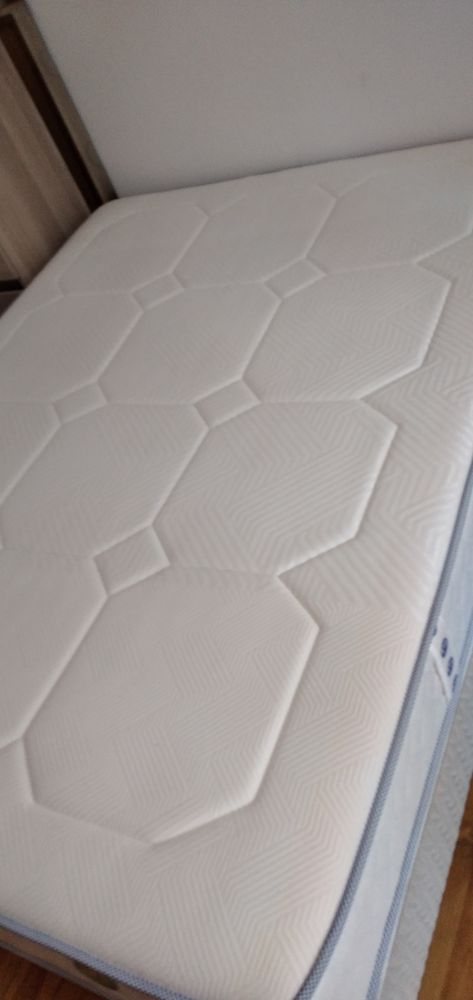 Ensemble lit confortable avec son Matelas Merinos 250 Vichy (03)