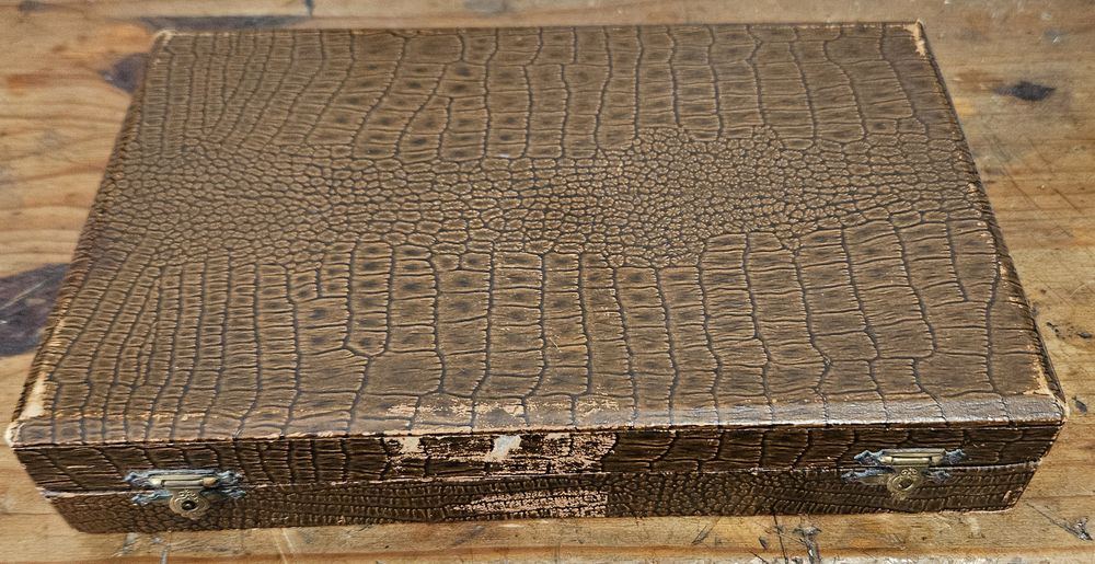 Ensemble 12 Couteaux Vintage avec boite d'origine 92 Saint-Sulpice-sur-L�ze (31)