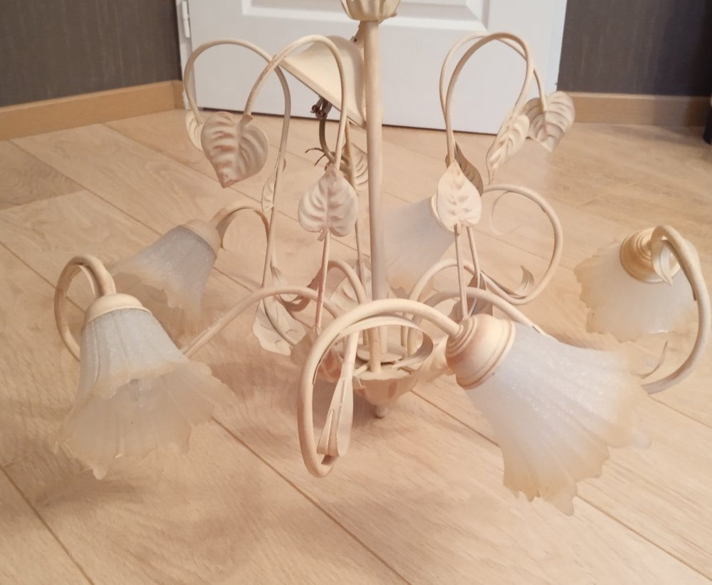 ensemble de deux lustres 30 Bellencombre (76)