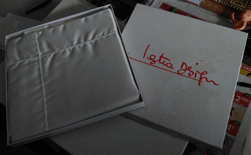 Ensemble drap et taies 30 �chassi�res (03)