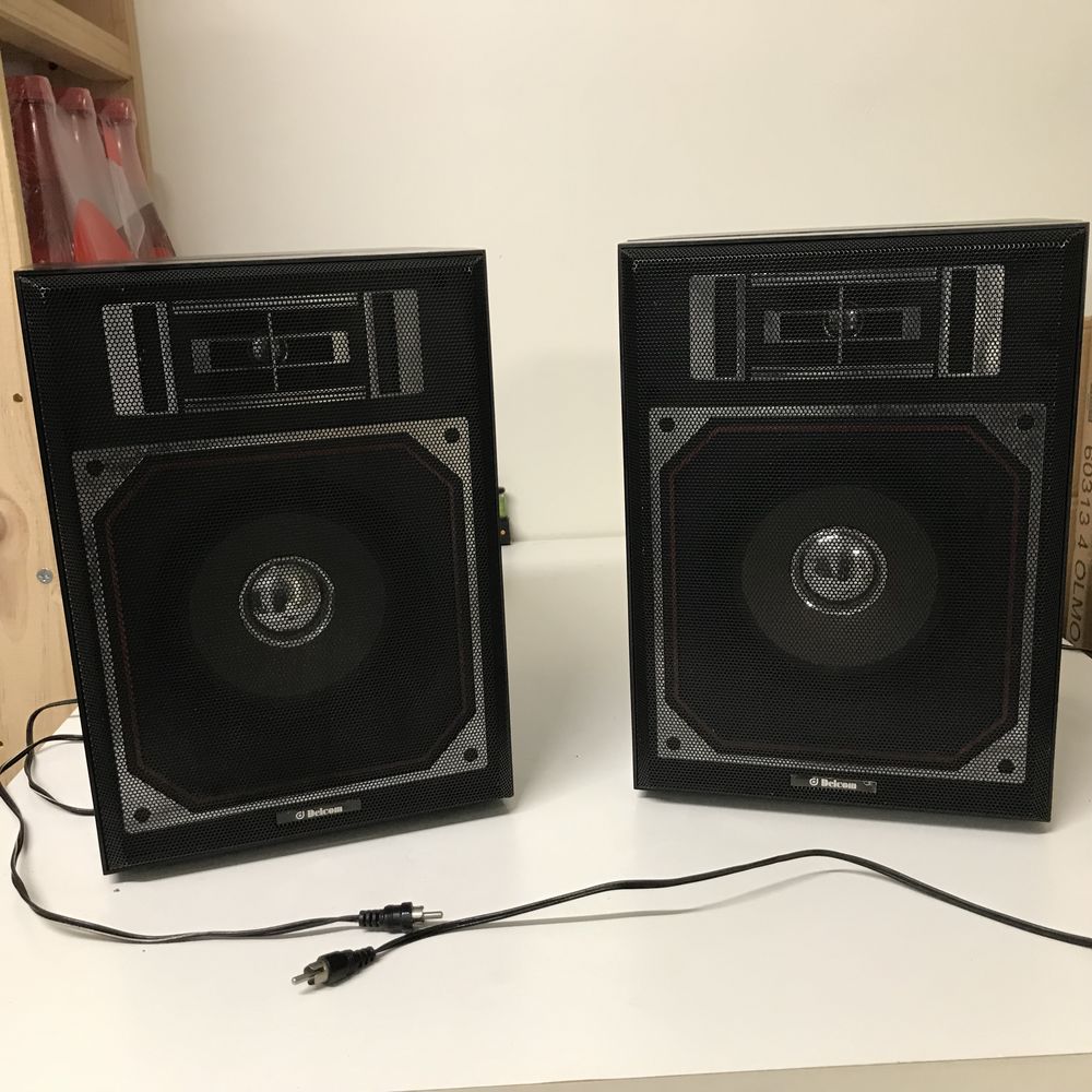 Ensemble de 2 enceintes hifi noires de la marque Delcom 40 Colombes (92)