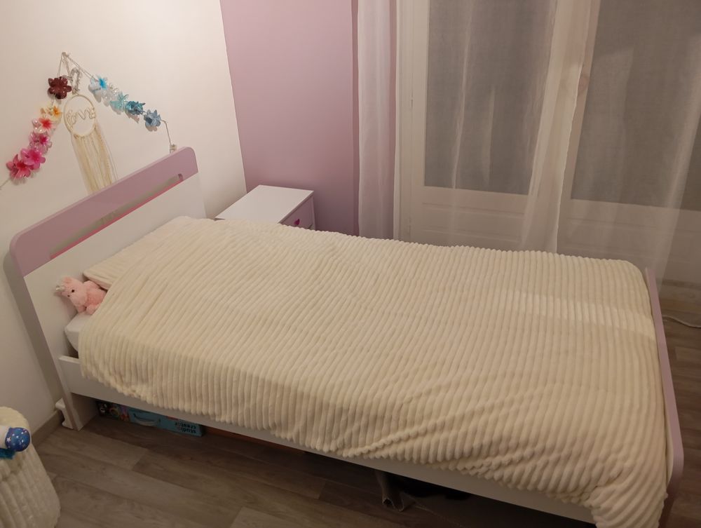 Ensemble lit fille COMPLET 80 Nogent-le-Phaye (28)