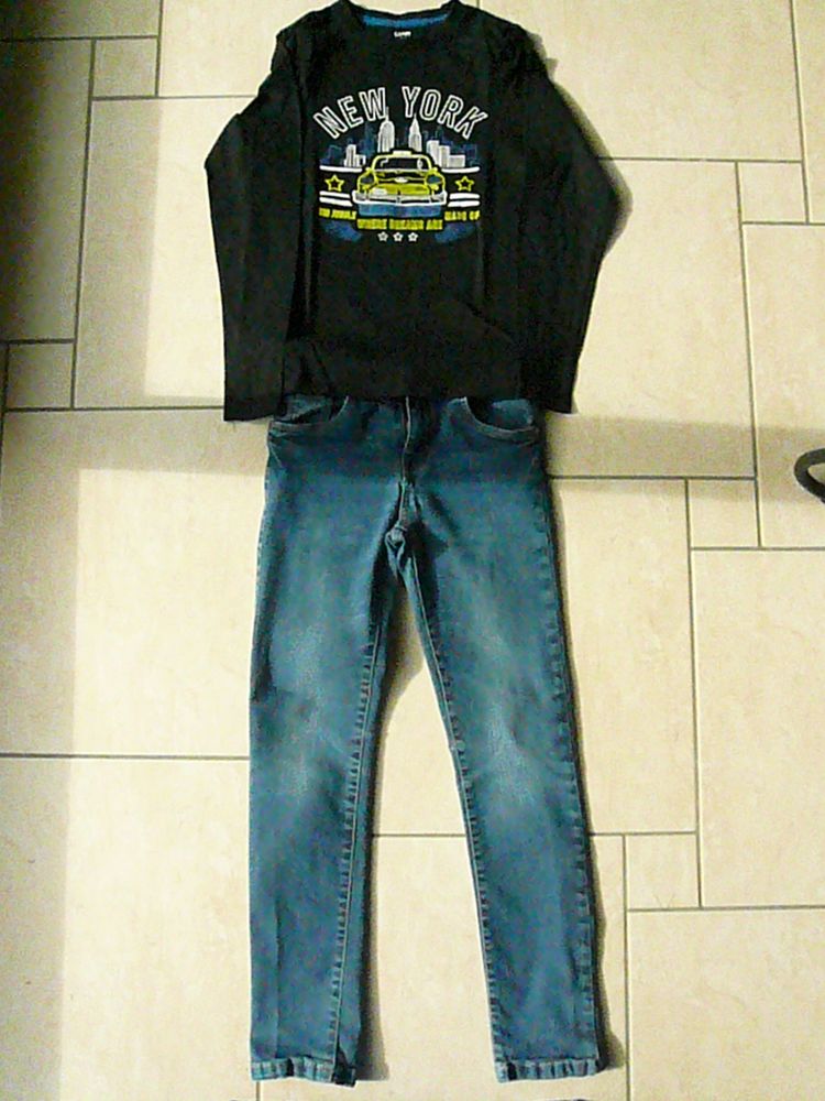 Ensemble gar�on 10 ans (n�23) 7 Franqueville-Saint-Pierre (76)