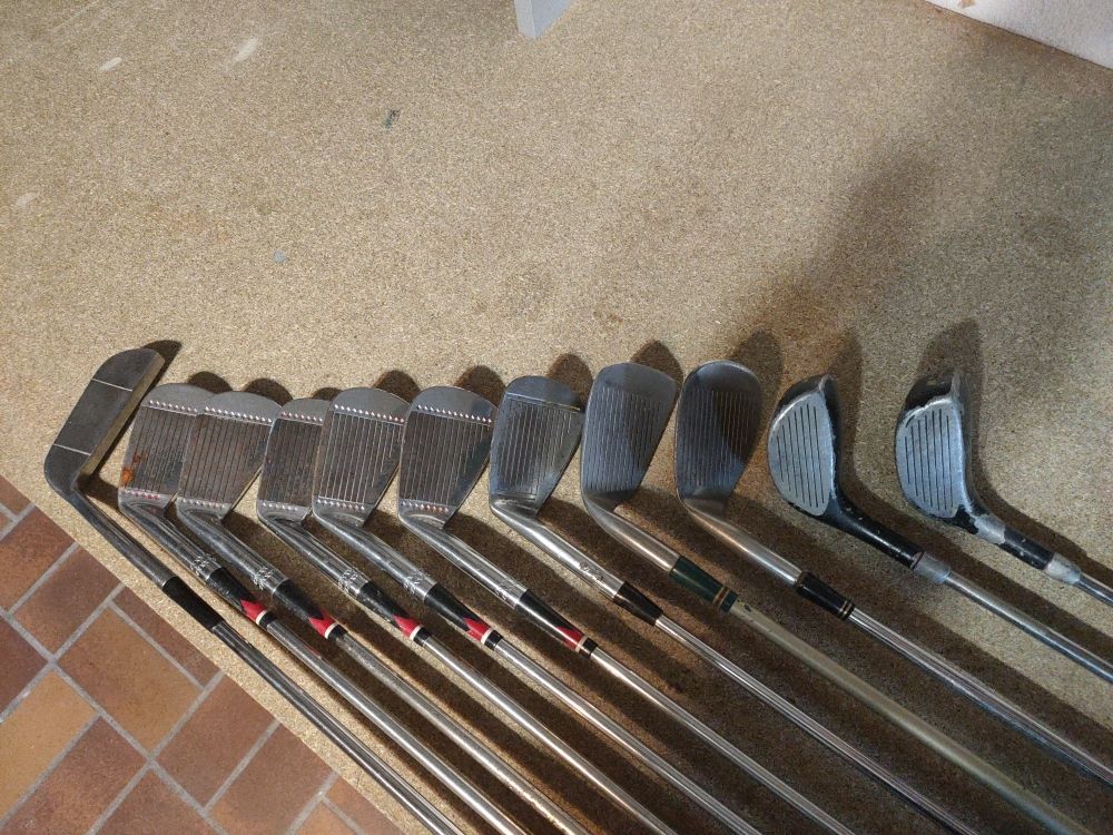 ensemble de jeu de golf 100 Fr�jus (83)