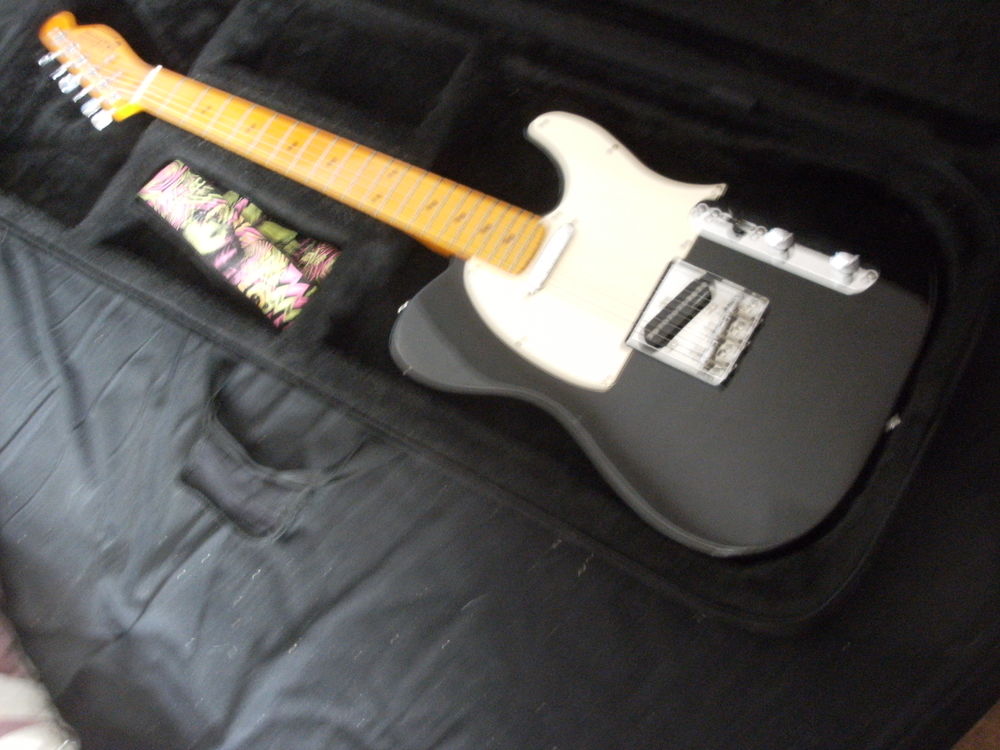 ensemble guitare electrique jm forest telecaster + ampli 200 Rablay-sur-Layon (49)