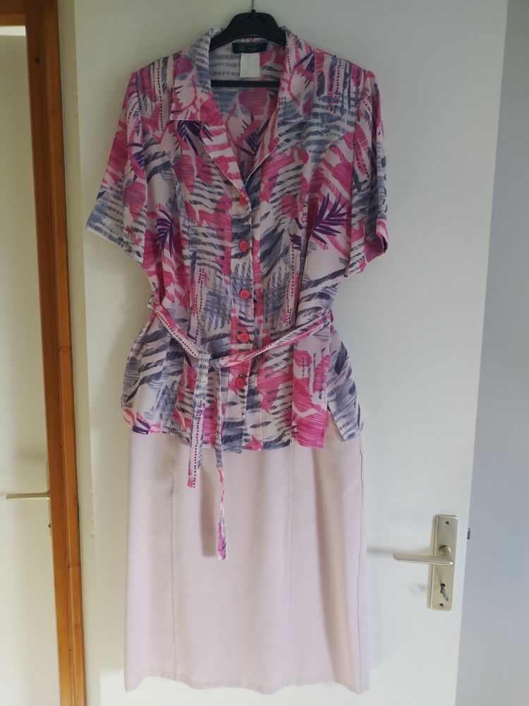 ensemble jupe et chemisier CATY JANE cr�ations PARIS 10 Saint-Senier-sous-Avranches (50)