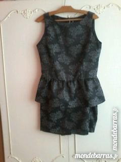 Ensemble Naf Naf jupe + le haut taille 40 13 Saint-Martin-au-La�rt (62)