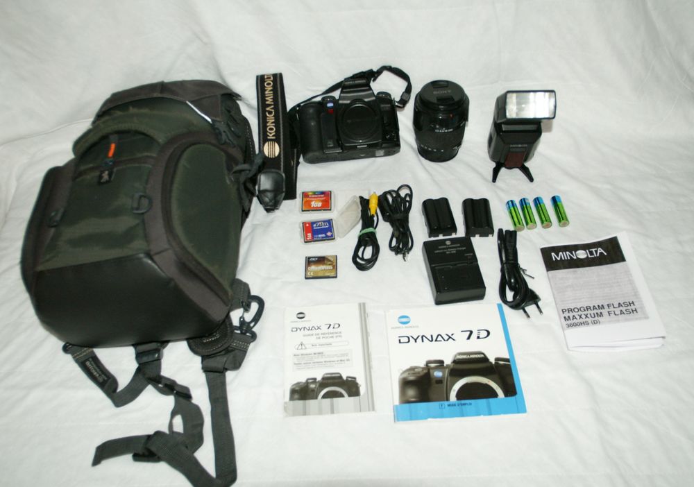 ENSEMBLE KONICA MINOLTA DYNAX 7D 350 Paris 13 (75)