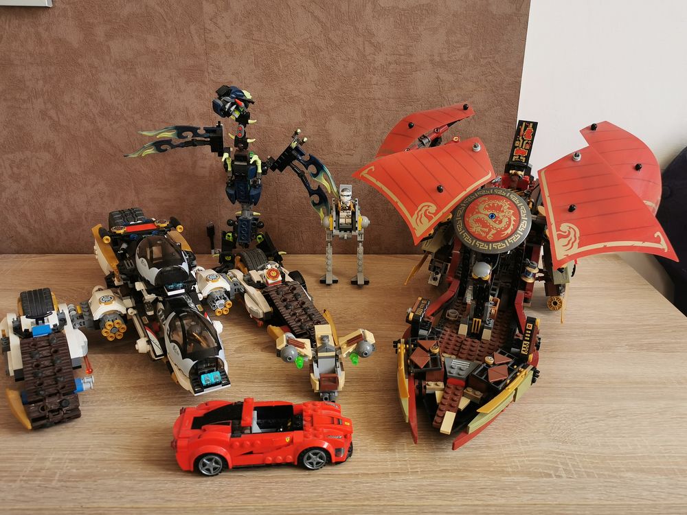 ensemble de Lego plus les 4 bo�tes ( 5kg) 250 Charenton-le-Pont (94)