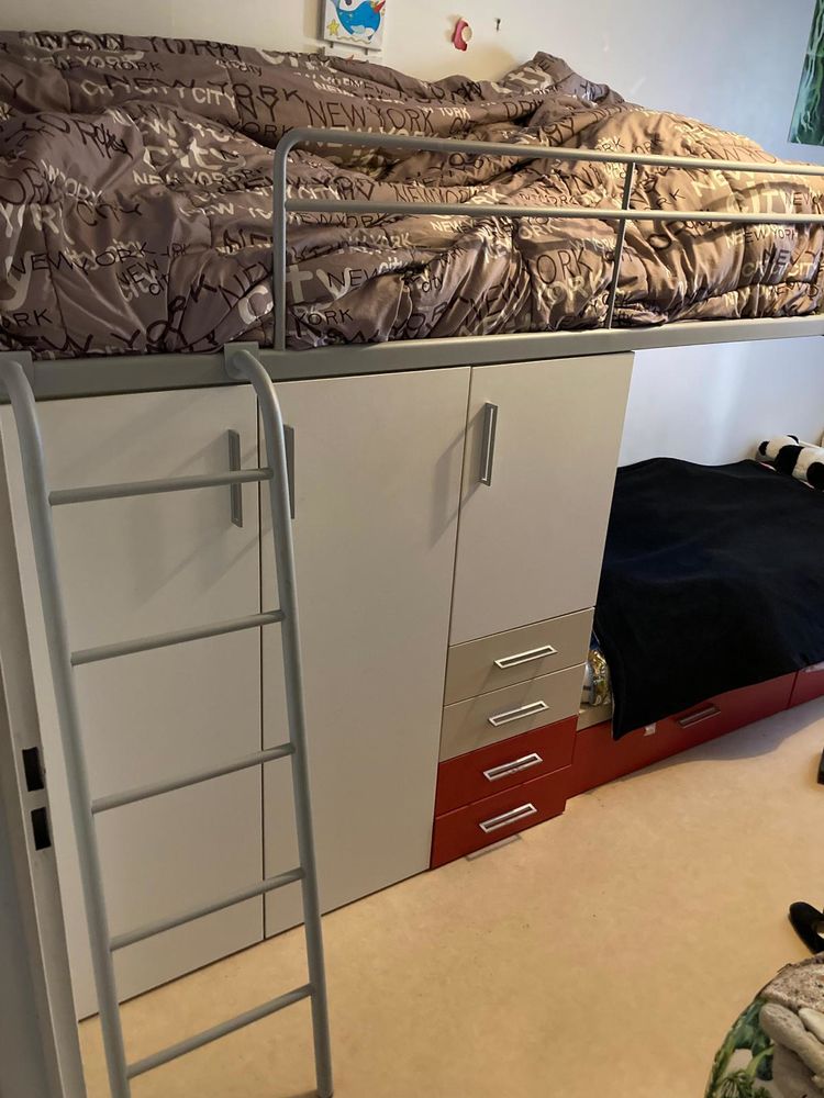 Bel ensemble literie et meuble enfants / adolescents ! 250 Rueil-Malmaison (92)