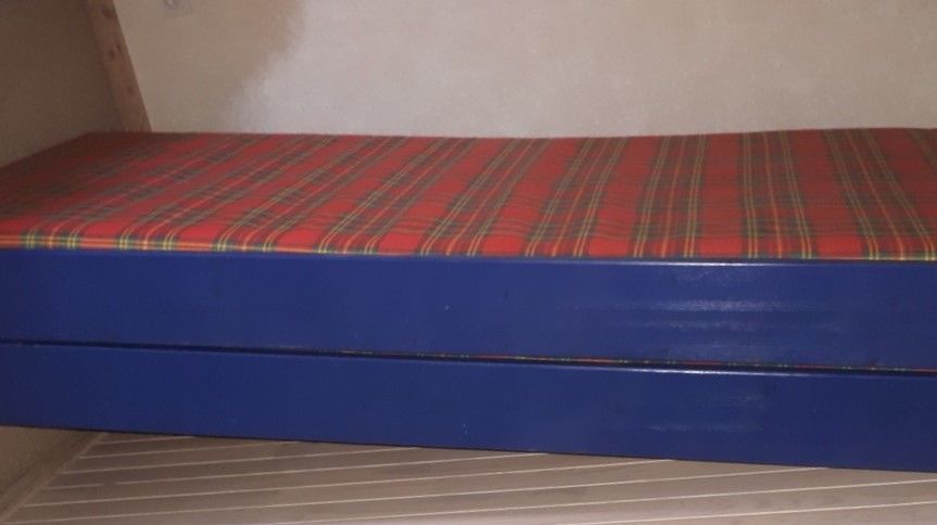 Ensemble 2 lits avec sommier et matelas 60 La Boissière-de-Montaigu (85)