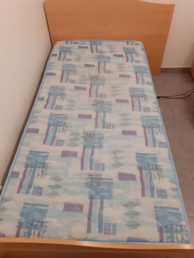 Ensemble matelas /lit/sommier+bureau 80 Pac� (61)