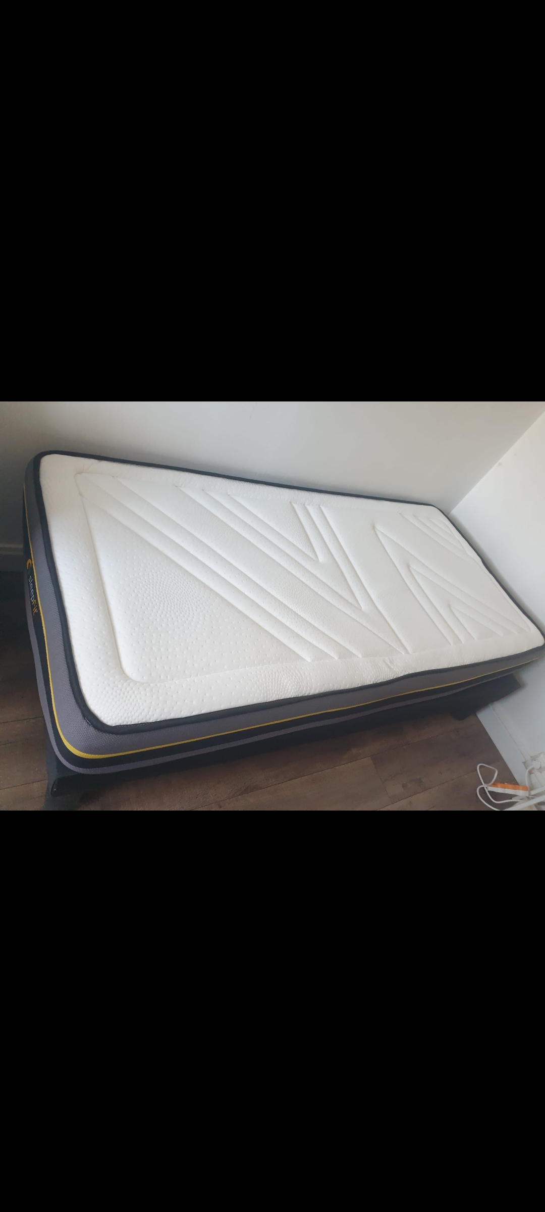 Ensemble matelas sommier t�te de lit 120 Meaux (77)