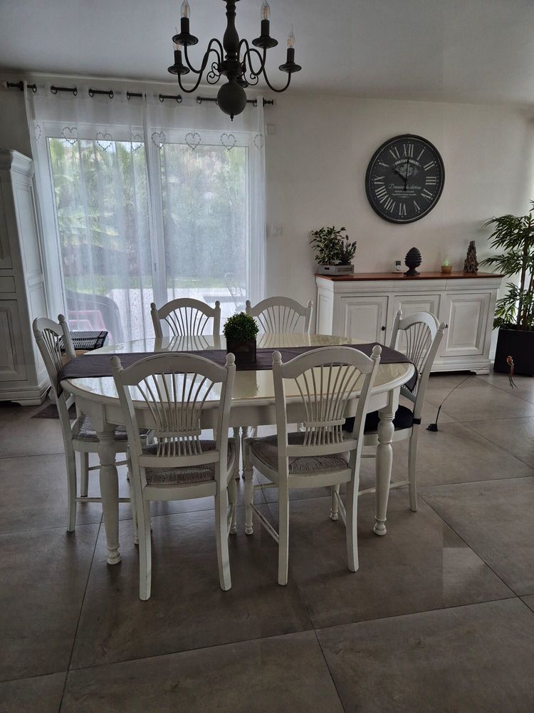 Ensemble de Meubles blanc Patin� 1 Saint-Rapha�l (83)