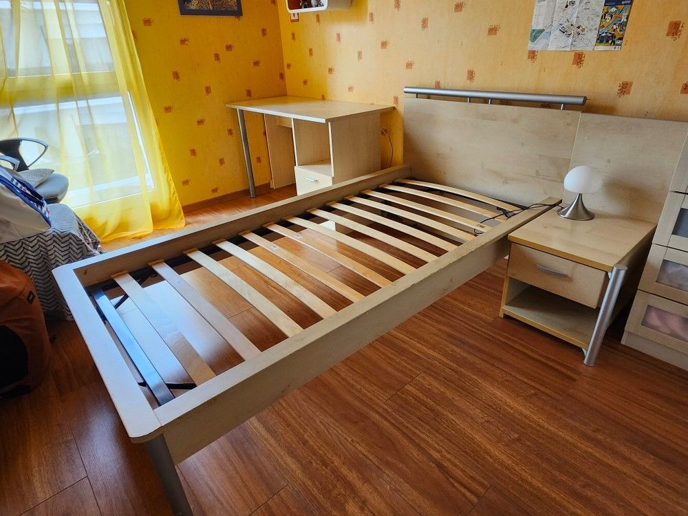 Ensemble meubles chambre ado/enfant en bois beige-gris 400 Rennes (35)