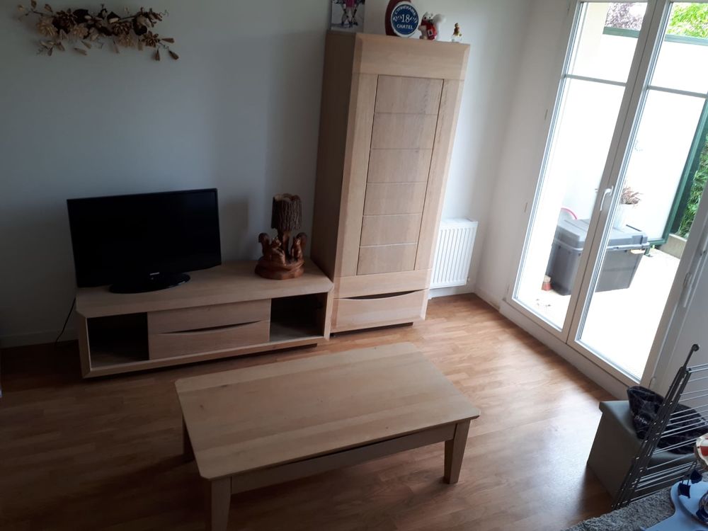 Ensemble de meubles pour salon en ch�ne massif 490 Meaux (77)